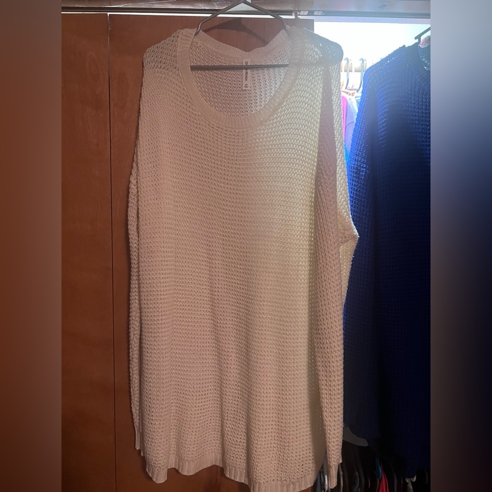 Light sweater, waffle knit, lightly worn